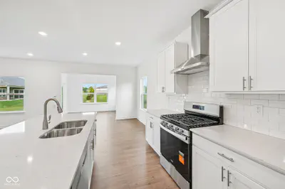 552 Portside Drive, Avon - 18
