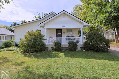 101 Robinson Street, Franklin - 34