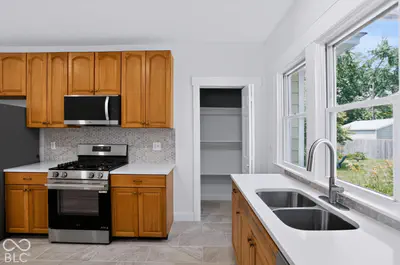 4202 Capitol Avenue, Indianapolis - 15
