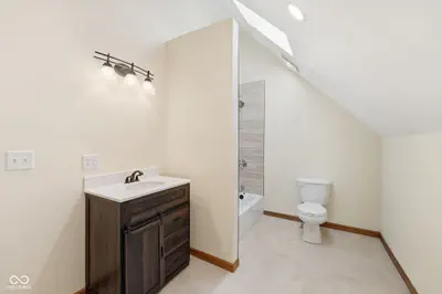 318 Lebanon Street, Jamestown - 38