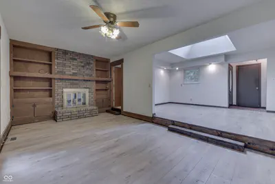 703 Hillcrest Drive, Greenwood - 21
