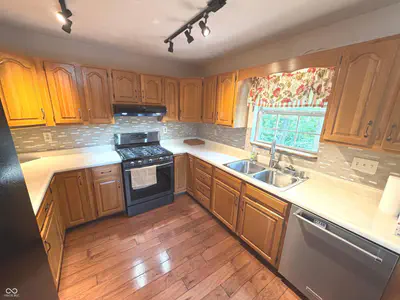 8419 Scott Drive, Nineveh - 23