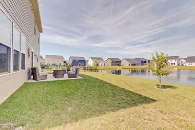 64 Sterling Place, New Whiteland - 46