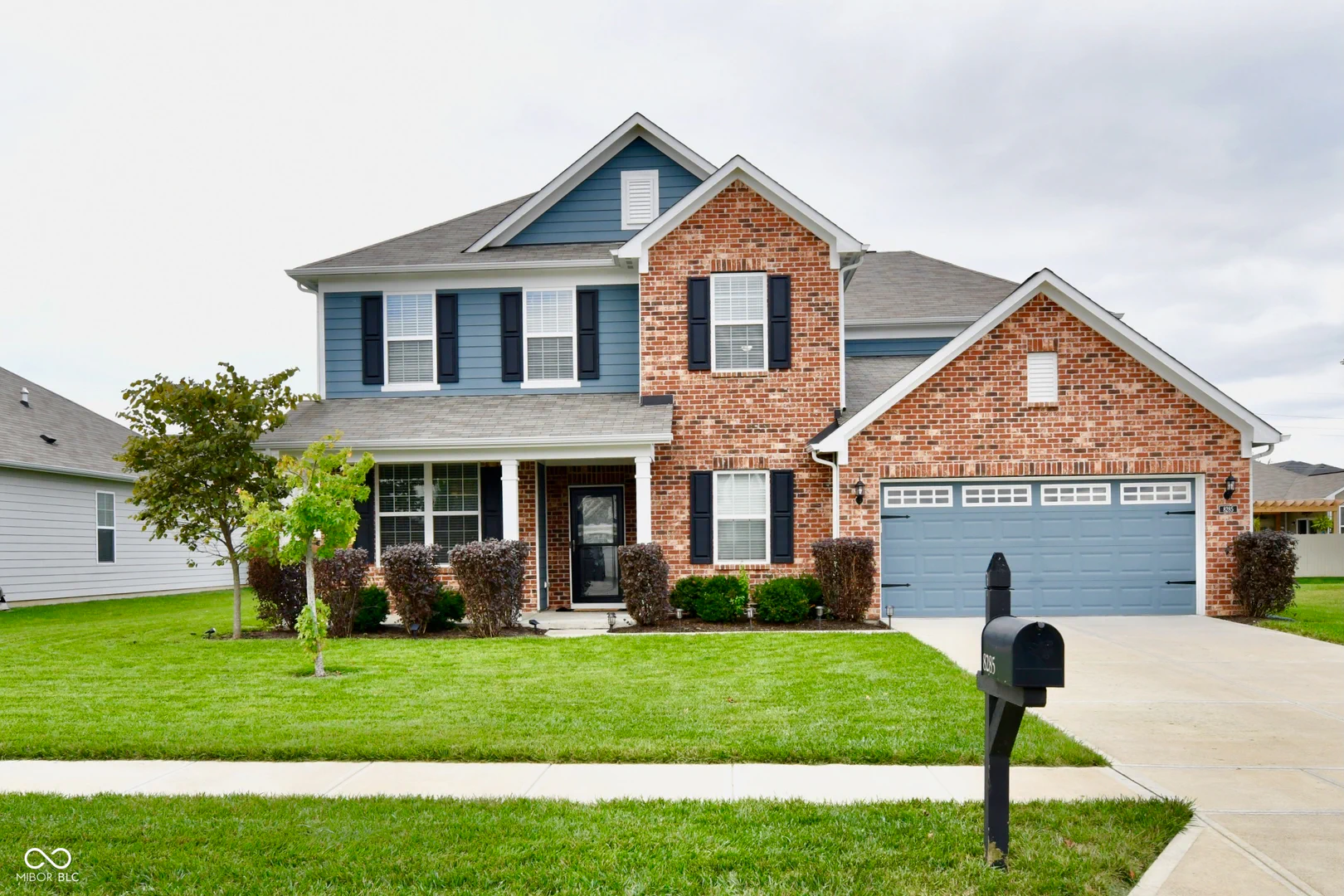 8285 Terryglass Court, Avon