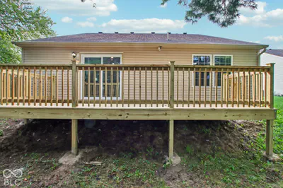 976 Webb Drive, Greenfield - 33