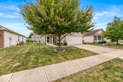 765 Sunvista Drive, Avon - 25