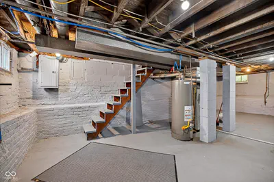 122 E 51st Street, Indianapolis - 23