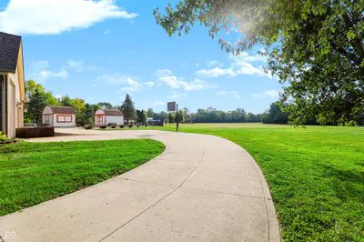 10211 Hidden Meadow Lane, Indianapolis - 77