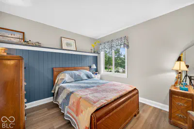 261 Oakwood, Greenwood - 36