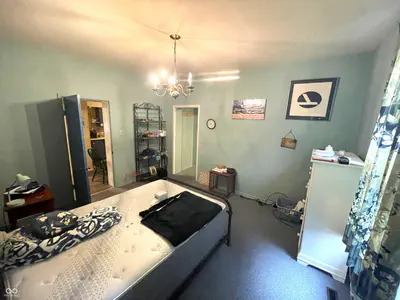 501 Chestnut, Seymour - 8