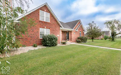 9162 Janelle Drive, Seymour - 11