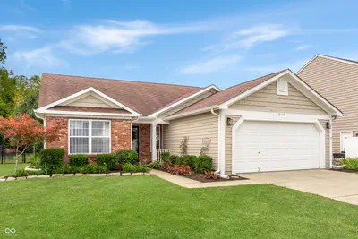 6115 Green Glade Drive, Whitestown