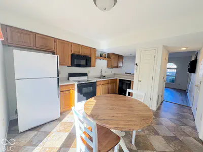 644 Sherwood Hills Drive, Bloomington - 30