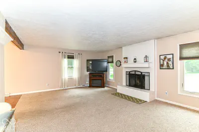 560 Margueritta Court, Greenwood - 6
