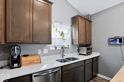 10043 Caprock Canyon Drive, Indianapolis - 12