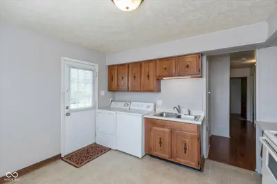 498 Northgate Drive, Greenwood - 8