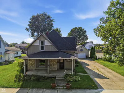 206 Broadway Street, Pendleton