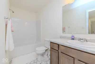 2334 N Liberty Lakes Drive, Greensburg - 37