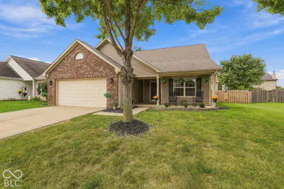 16964 Brigg Court, Westfield