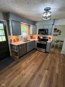 2945 S Kenmore Road, Indianapolis - 16