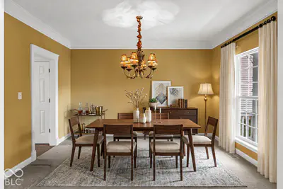 6763 Woodcliff Circle, Zionsville - 19