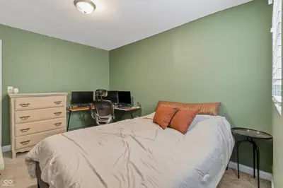 37 N Riley Avenue, Indianapolis - 34