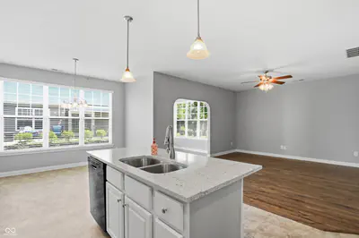 561 Rickels Court, Whiteland - 16