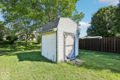 320 E Quail Wood Lane, Westfield - 35