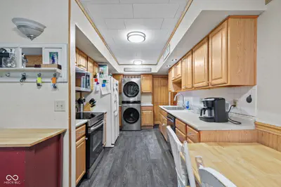 6983 Lemur Drive, Nineveh - 19