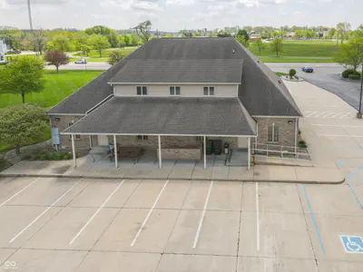 1890 Main Street, Greenfield - 66