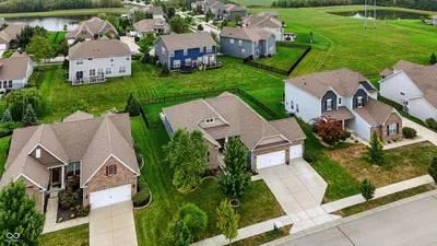 15120 Gallop Lane, Fishers - 43
