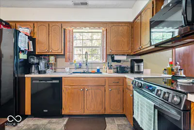 8632 Chessie Drive, Indianapolis - 8