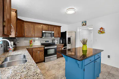 2512 Drewmatt Lane, Indianapolis - 17