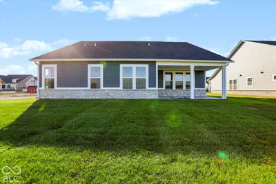 6689 Thresher Pass, McCordsville - 38
