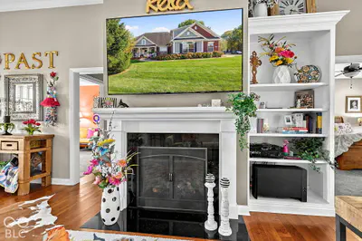 9734 Watt Landing, Pendleton - 6