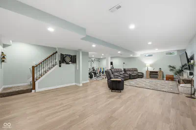 1188 Clearwell Drive, Greenwood - 27