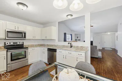 5868 Deerview Bend, McCordsville - 5