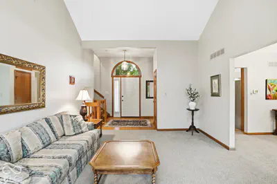 13665 Thistlewood Drive W, Carmel - 7