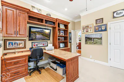 734 Hanover Close, Zionsville - 37