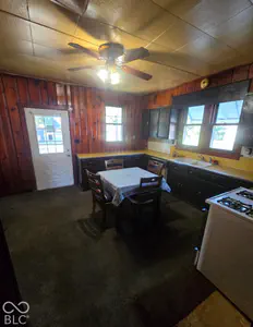 1901 E Street, Elwood - 14