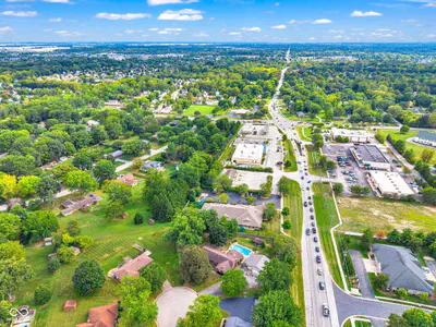 1221 Normandie Court, Avon - 42
