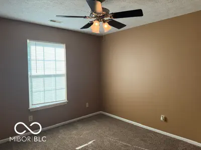1096 Bumblebee Way, Greenfield - 10