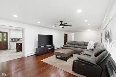 5904 Allisonville Road, Indianapolis - 9