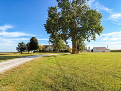 10449 W 300 S, Jamestown - 5