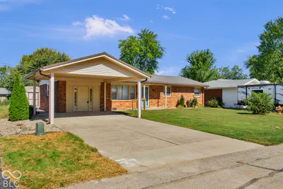 300 Shull Drive, North Vernon - 3