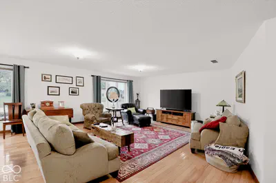 12108 Windsor Drive, Carmel - 20