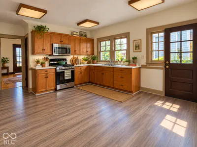 4526 Washington Street, Indianapolis - 24