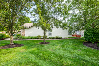 5817 Common Circle, Indianapolis - 38