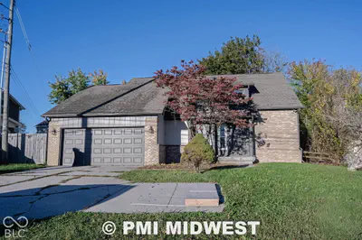 6422 Zionsville Road, Indianapolis
