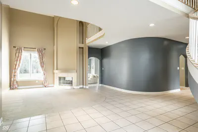 11575 Freeport Drive, Carmel - 10